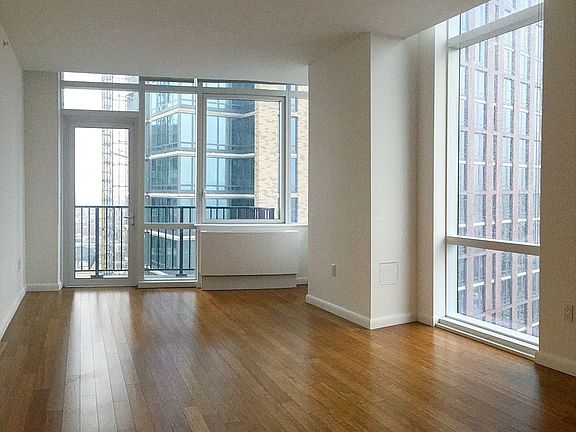 3rd image of 66 Rockwell Pl APT 23E