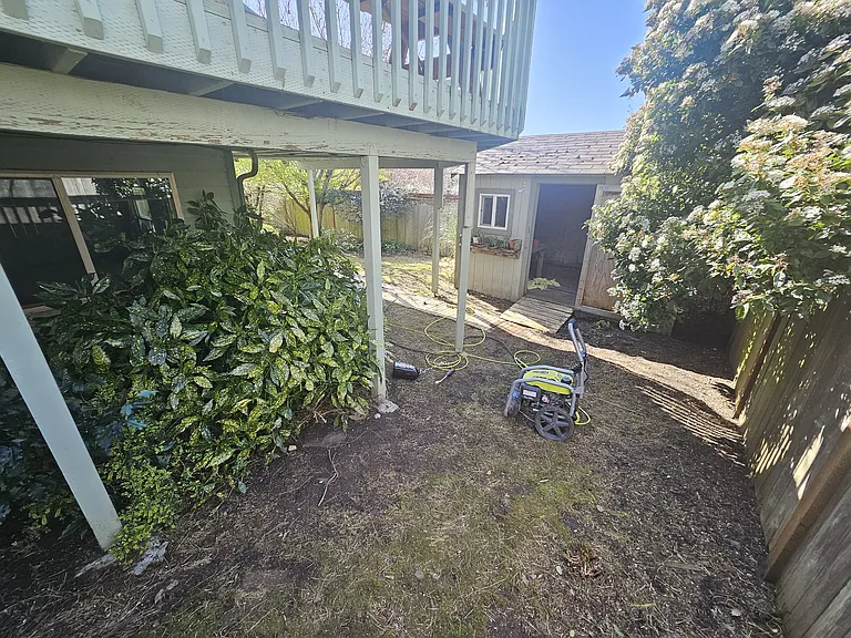 4402 Glasgow Way — Photo 45