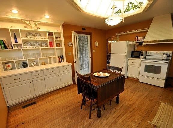 Spacious kitchen with built in buffet