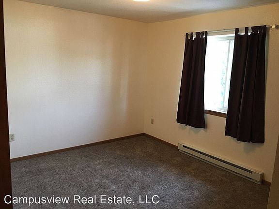 3rd image of 1073 E Cascade Ave #8