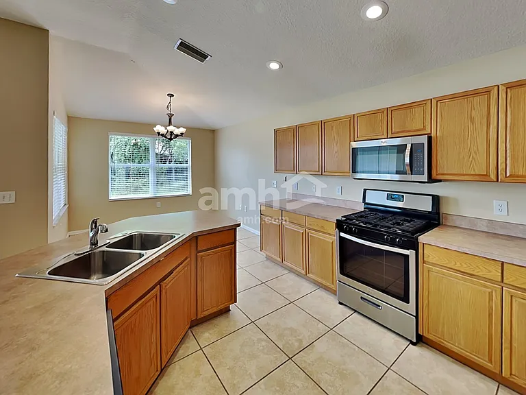 15505 Martinmeadow Dr — Photo 3