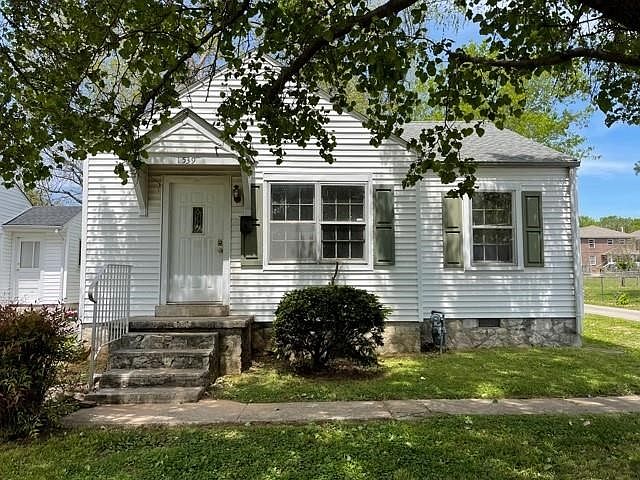 1st image of 1539 Kenton St