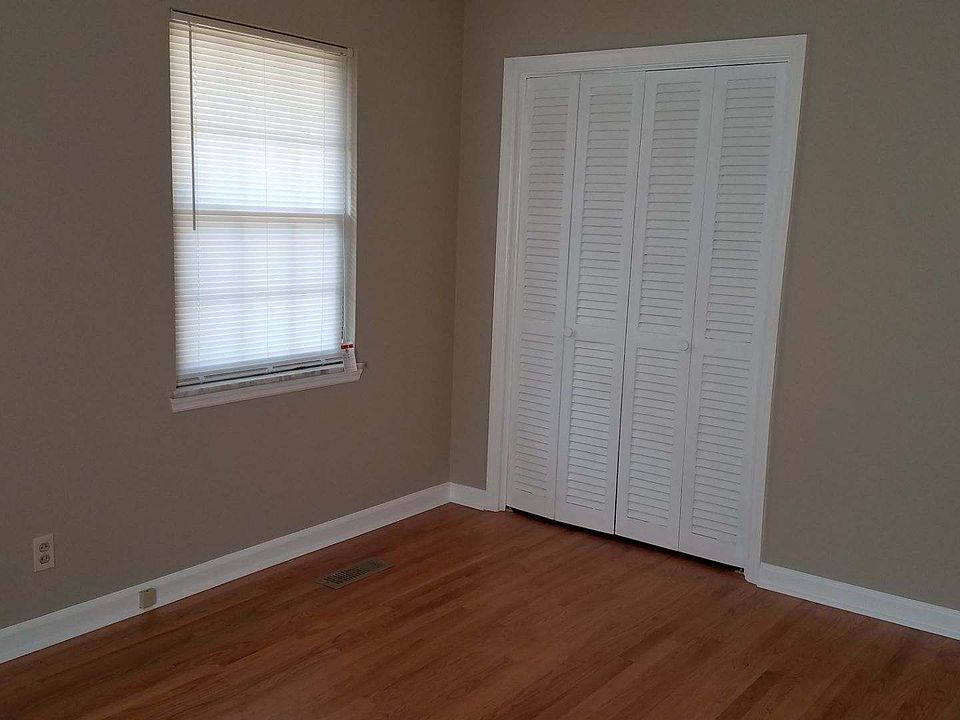 1st image of 1634 Green Hill Dr