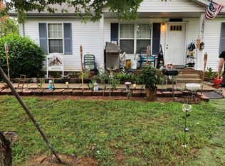 356 Lafayette Point Cir, Clarksville, TN 37042