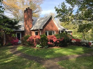 9 Parkside Ave, Asheville, NC 28804