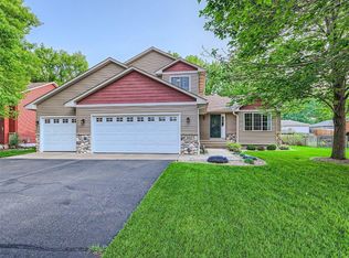 903 118th Ln NE, Blaine, MN 55434