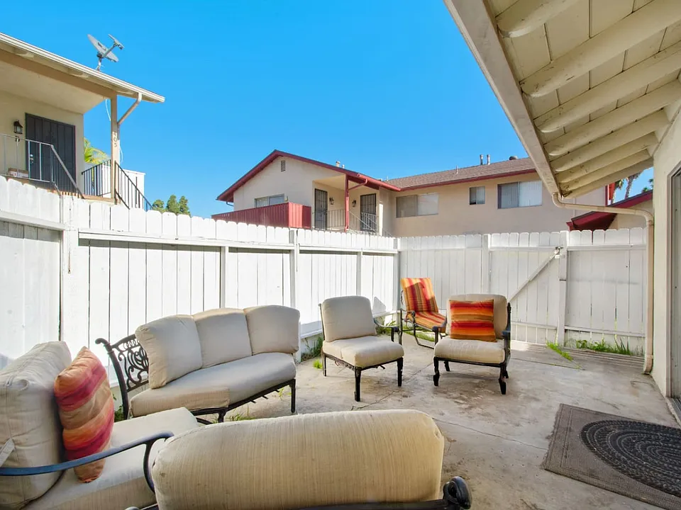 405 Nobel Ave #A
