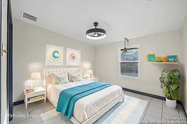 133 Alamo Dr — Photo 24