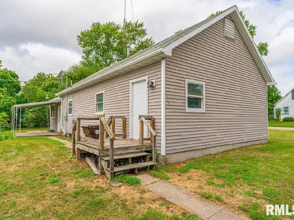 319 N Adams St, Lincoln, IL 62656