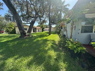 2002 SW Natura Blvd APT C, Deerfield Beach, FL 33441