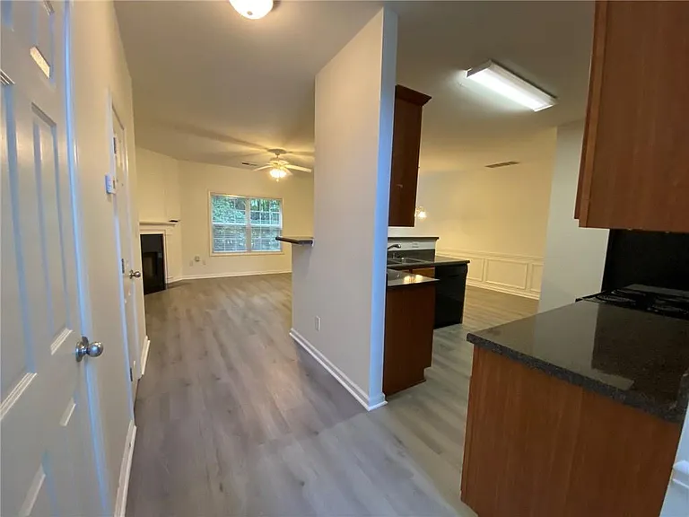 397 Creek Manor Way — Photo 6