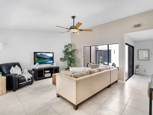 8815 Yuba Cir Unit 1103D, Huntington Beach, CA 92646