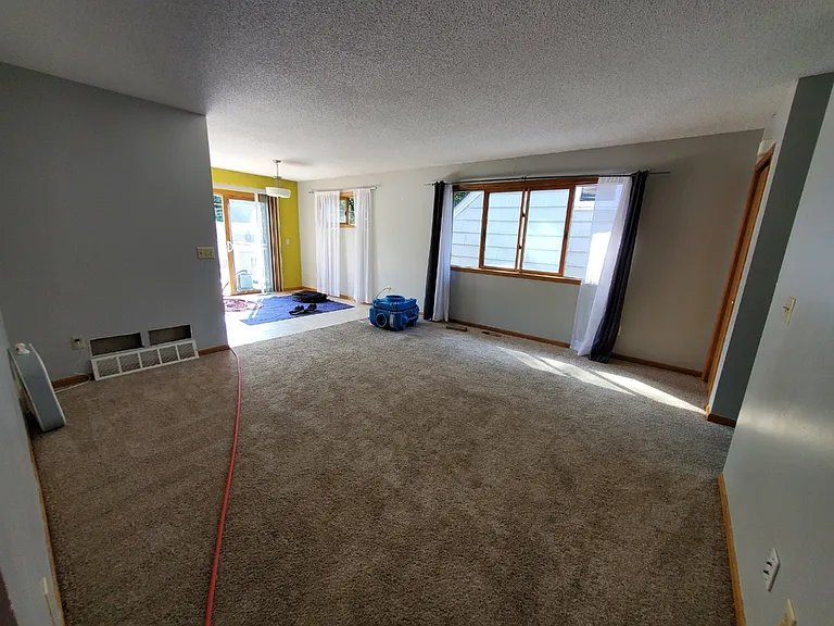 874 22nd Ave SE — Photo 7