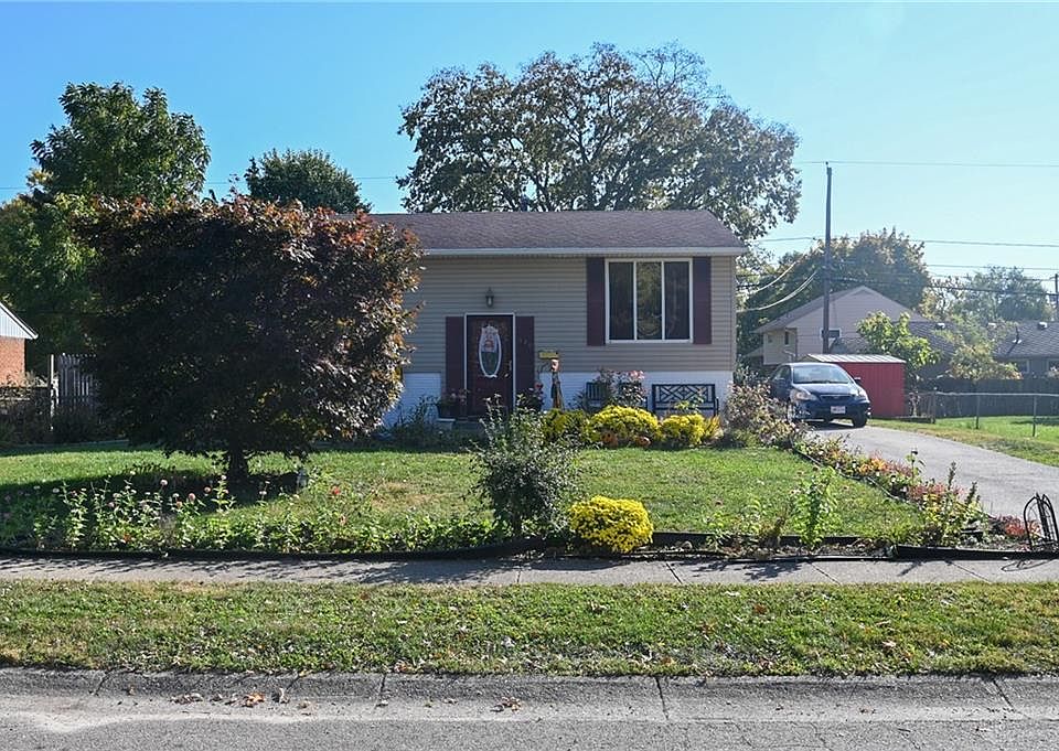 1st image of 616 Winchester St