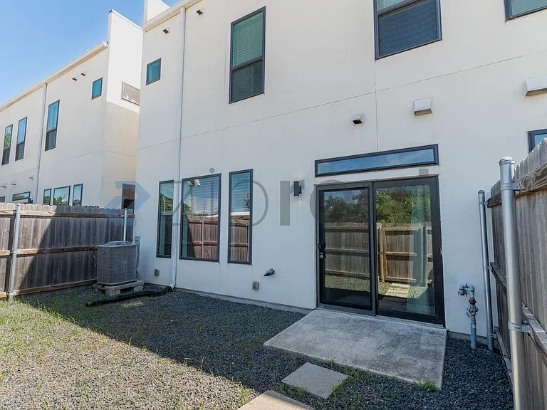 6409 Berkman Dr #7 — Photo 18