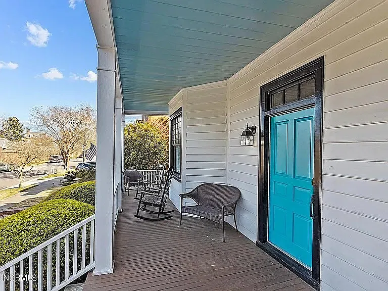 208 Metcalf St #300