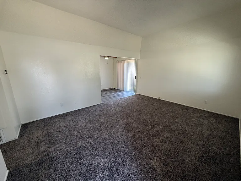 1457 Clemson Way — Photo 3
