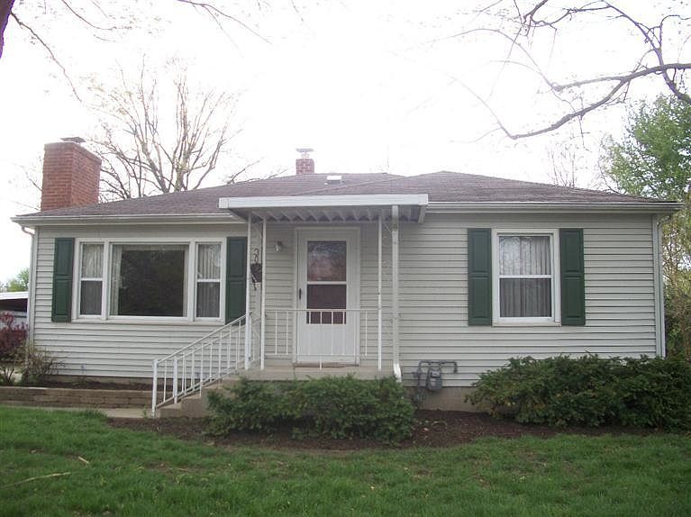 1st image of 309 S 1st St