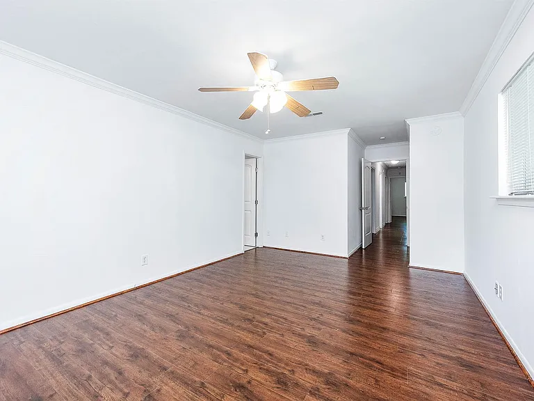 5331 Imogene St — Photo 24