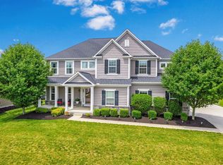 1880 Southchase Ct, Grove City, OH 43123