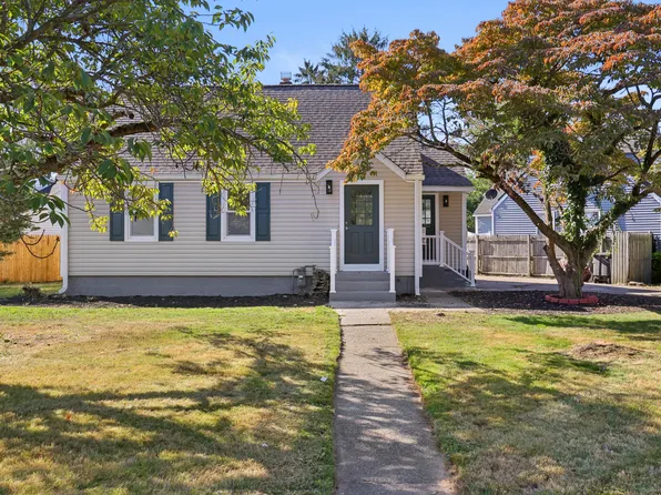 110 Meadowside Road, Milford, CT 06460