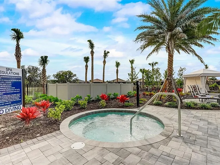 10433 Morning Mist Ln — Photo 40