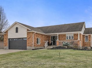 393 1st St S, Hanover, ON N4N3T8