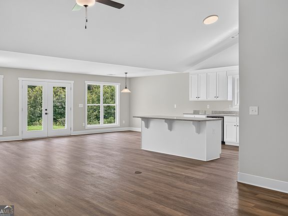 3rd image of 61 Altamaha Dr #13