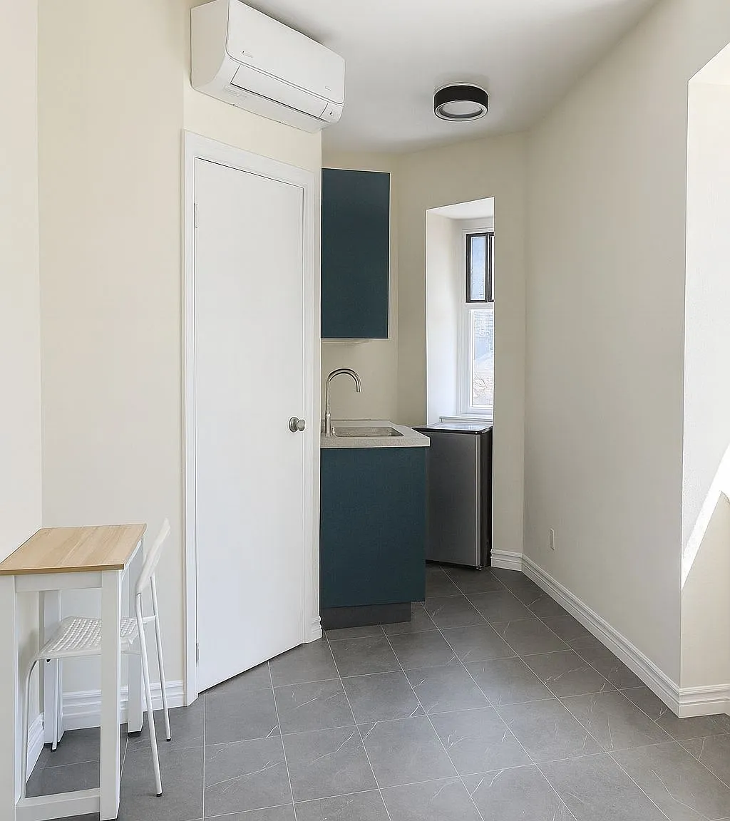1 bed, $1,000 — Photo 3