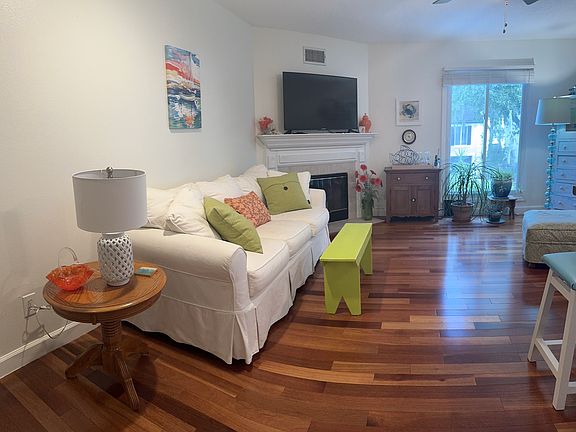 3rd image of 4739 Westwind Ct