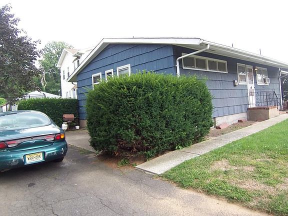 Side of House~Driveway