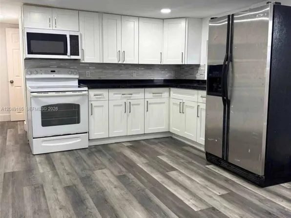 2780 NW 29th Ct, Fort Lauderdale, FL 33311