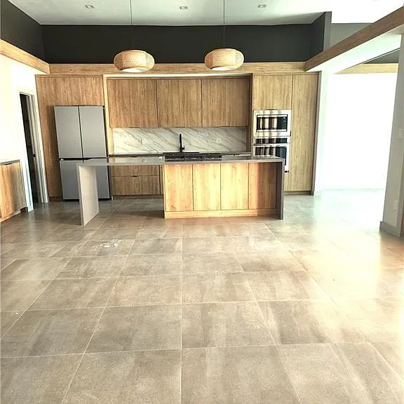 2712 W Hatfield Ave — Photo 22