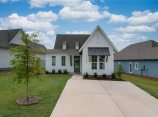 3128 Bottle Way, Auburn, AL 36830