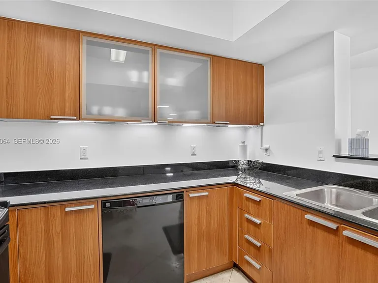 16699 Collins Ave #2404 — Photo 13