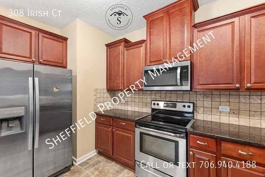 Your Dream Property Awaits - 308 Irish Ct. Phenix City, AL — Photo 4