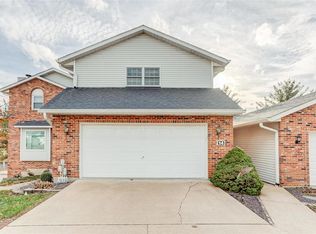 14 Thornhurst Ct, Columbia, IL 62236