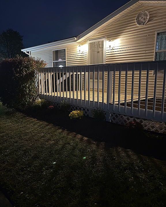 1st image of 4893 Rivercrest Dr