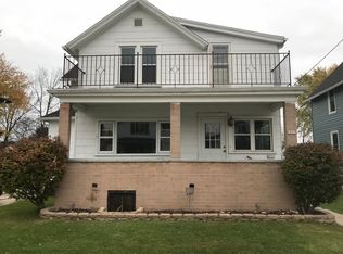 1025 S 16th St, Manitowoc, WI 54220