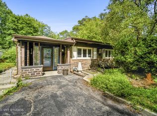 214 N Dryden Pl, Arlington Heights, IL 60004