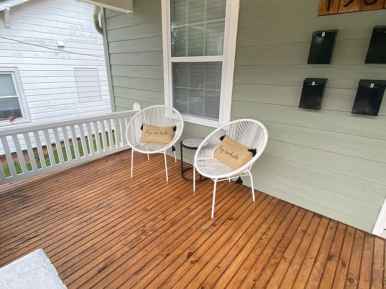 1966 Hinshaw Ave #2 — Photo 24