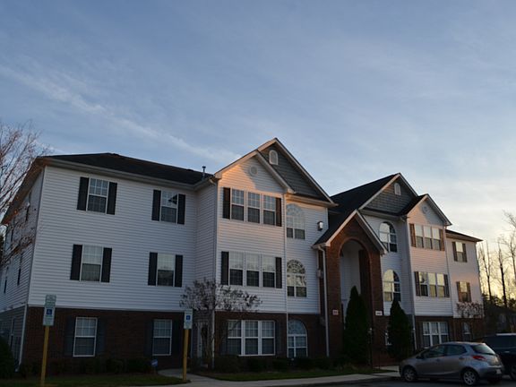 2nd image of 4302-2D Timberbrooke Dr