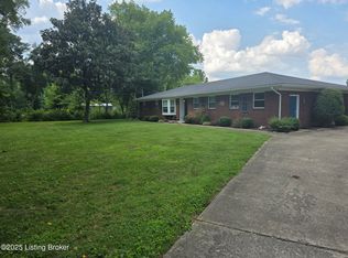 1015 Mount Holly Rd, Fairdale, KY 40118
