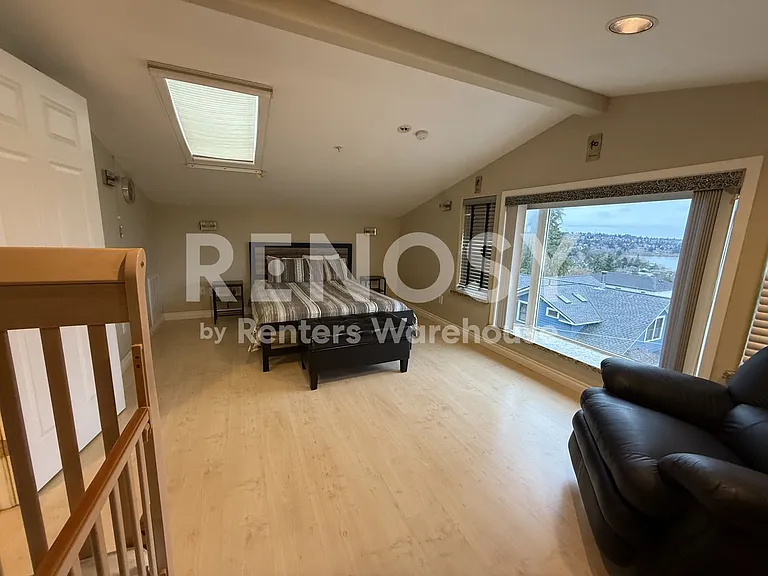 6514 Phinney Ave N #C — Photo 16