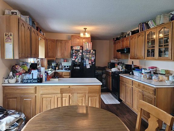 3rd image of 21610 280th Ave