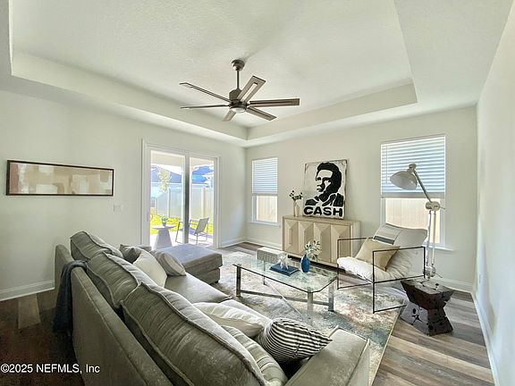 3rd image of 807 NOCATEE VILLAGE Drive