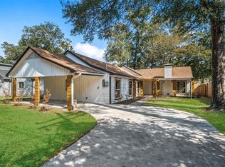 238 Point Clear Dr, Conroe, TX 77304