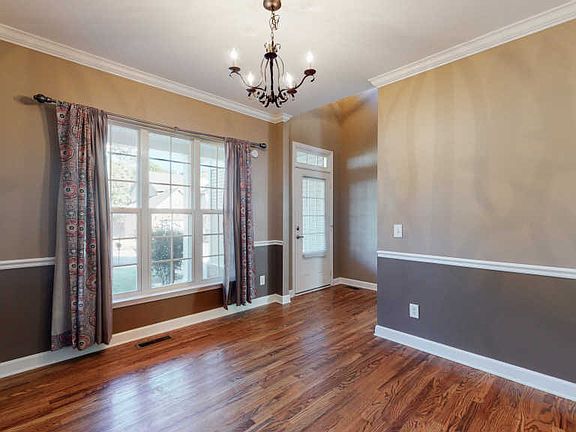 5th image of 602 Oak Cove Ct