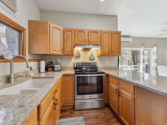 5th image of S628 Whippoorwill Ct