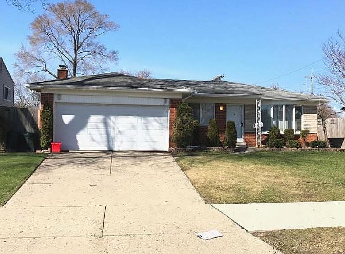 1st image of 32835 Gloede Dr